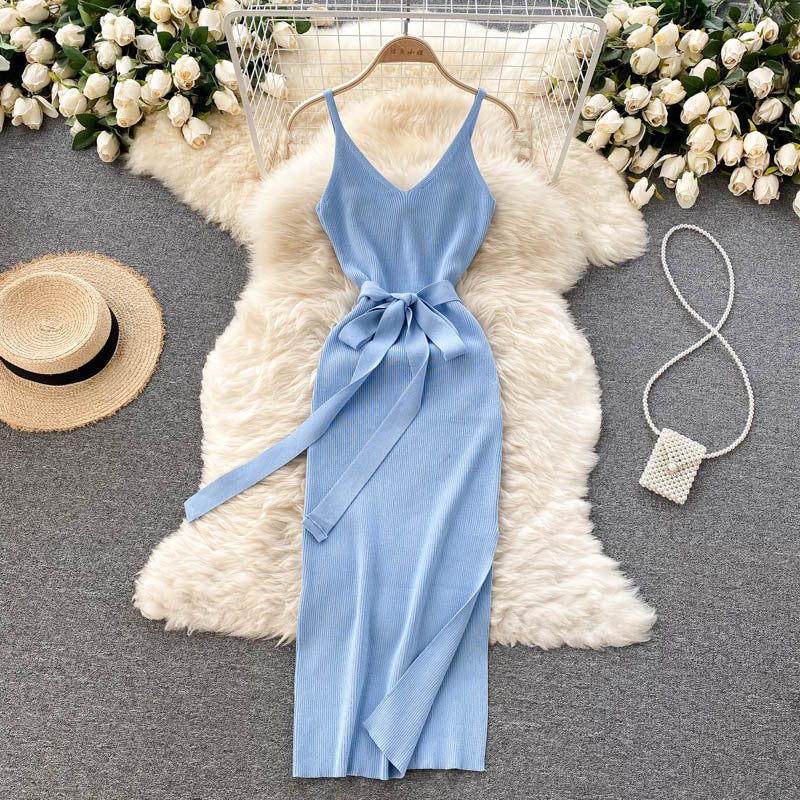 Elegant V-neck Waist Slimming Hip Stretch Knit Halter Dress