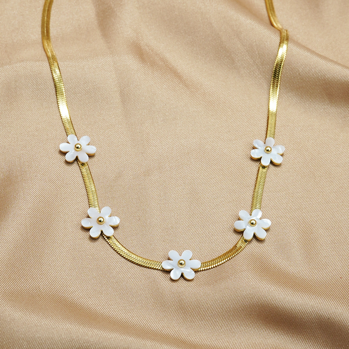 18K Gold Boho Blossom Necklace Hypoallergenic Stainless Steel