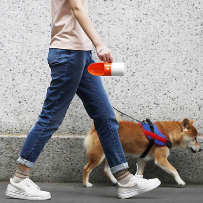 Splash-Proof Pet Water Bottle with One-Key Lock
