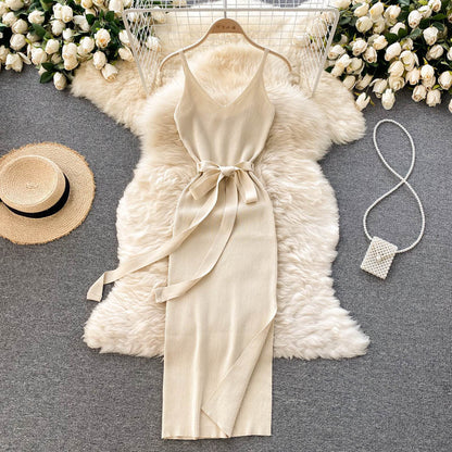 Elegant V-neck Waist Slimming Hip Stretch Knit Halter Dress