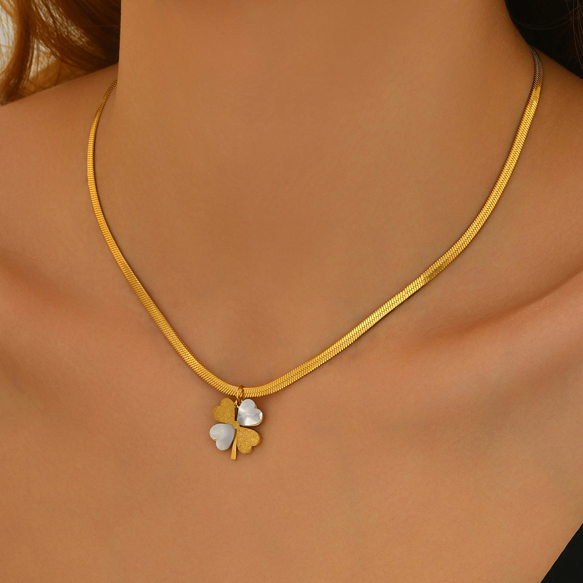 18K Gold Clover Necklace Free Gift for Women