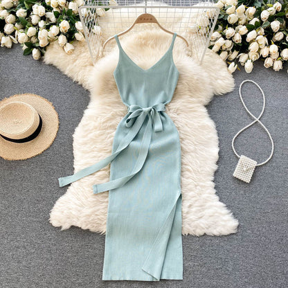 Elegant V-neck Waist Slimming Hip Stretch Knit Halter Dress